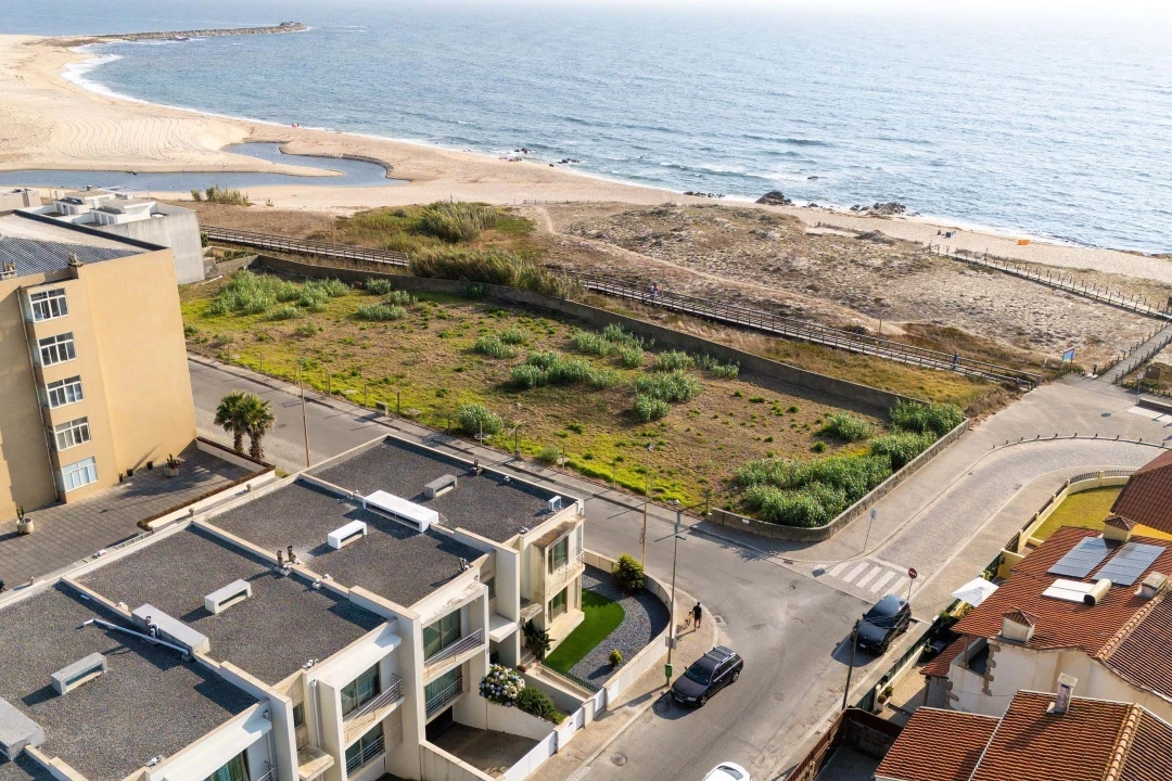 Moradia T4 para Venda em Labruge Foto 36