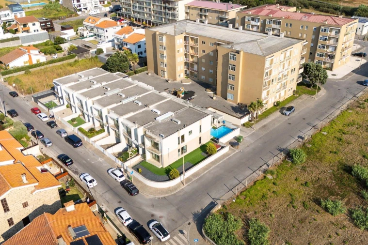 Moradia T4 para Venda em Labruge Foto 32