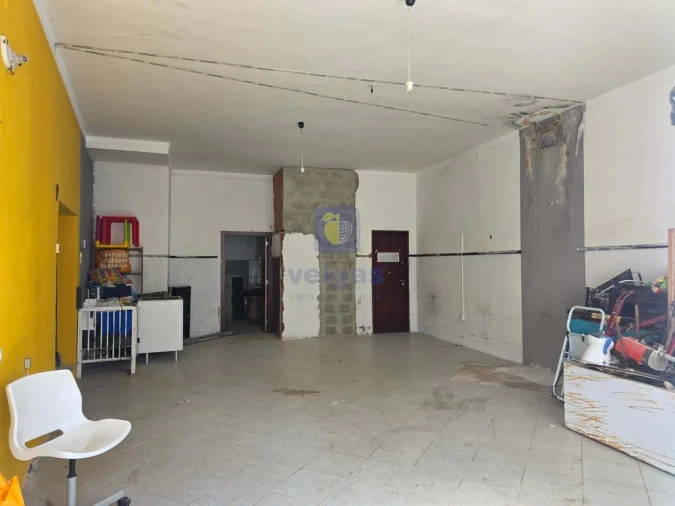 Moradia T10 para Venda em Alvorninha Foto 32