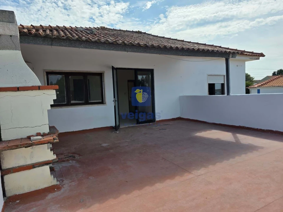 Moradia T10 para Venda em Alvorninha Foto 3