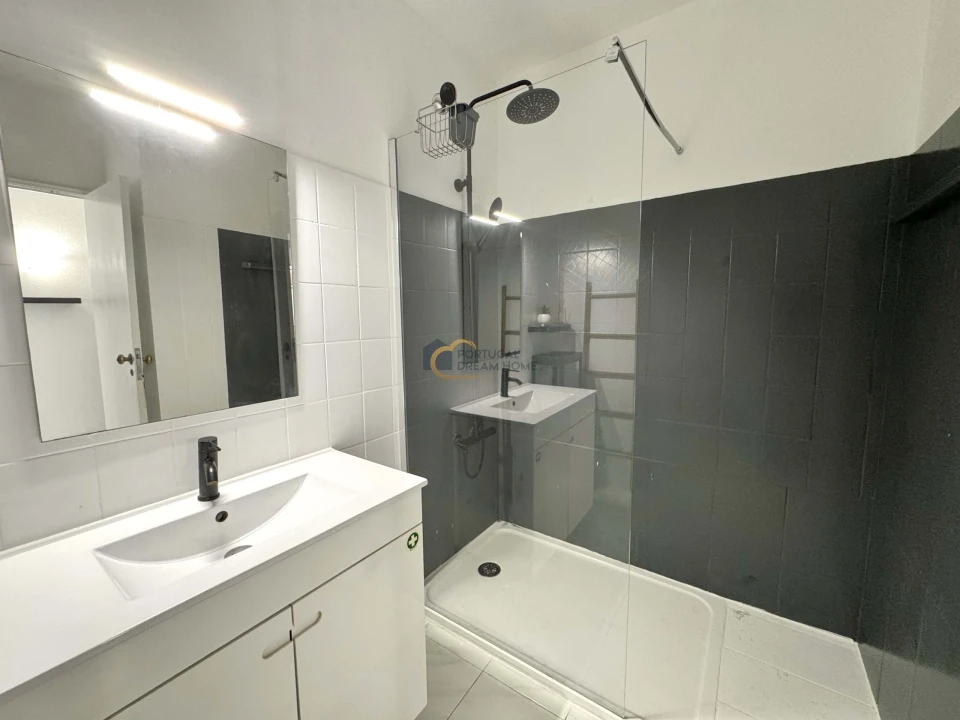 Apartamento T1 para Venda em Albufeira e Olhos de Água Foto 21