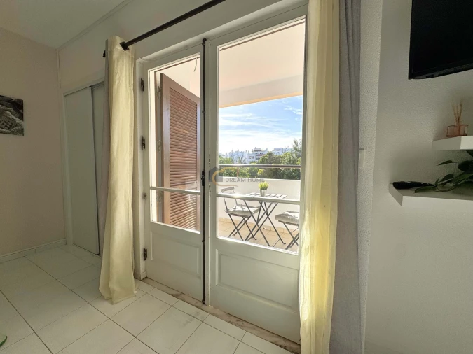 Apartamento T1 para Venda em Albufeira e Olhos de Água Foto 13