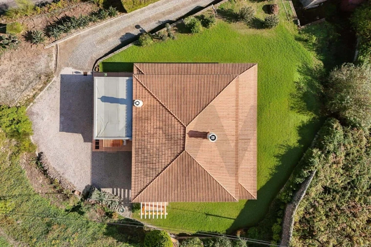 Moradia T4 para Venda em Monchique Foto 35