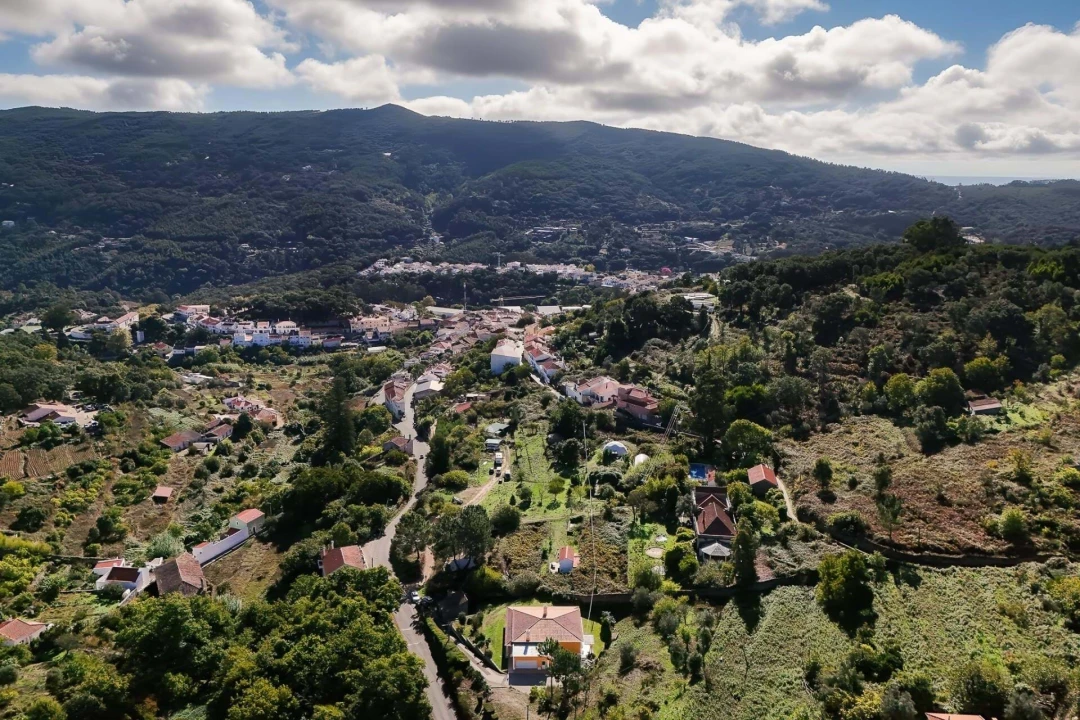 Moradia T4 para Venda em Monchique Foto 38