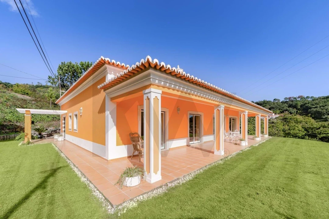 Moradia T4 para Venda em Monchique Foto 1