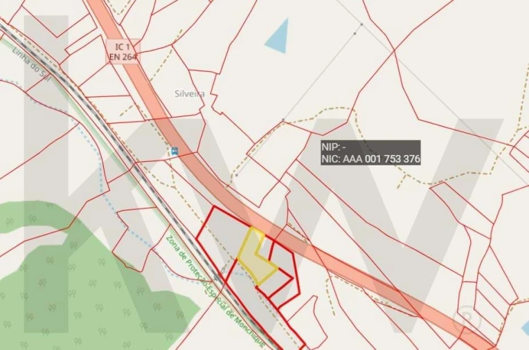 Moradia T5 para Venda em São Marcos da Serra Foto 6