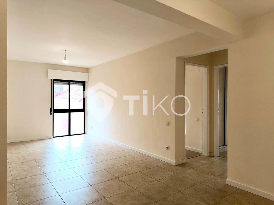 Apartamento T2 para Venda em Algueirão-Mem Martins Foto 9