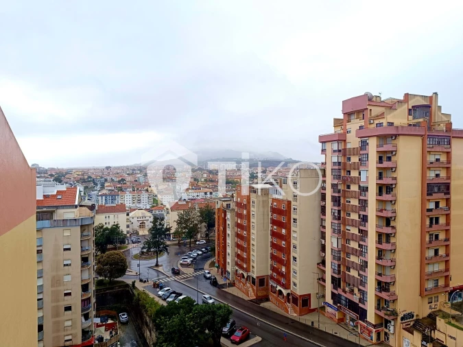 Apartamento T2 para Venda em Algueirão-Mem Martins Foto 15