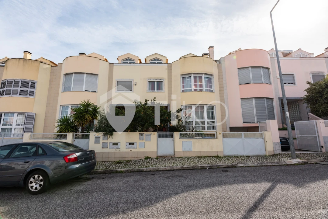 Moradia T4 para Venda em Charneca de Caparica e Sobreda Foto 60
