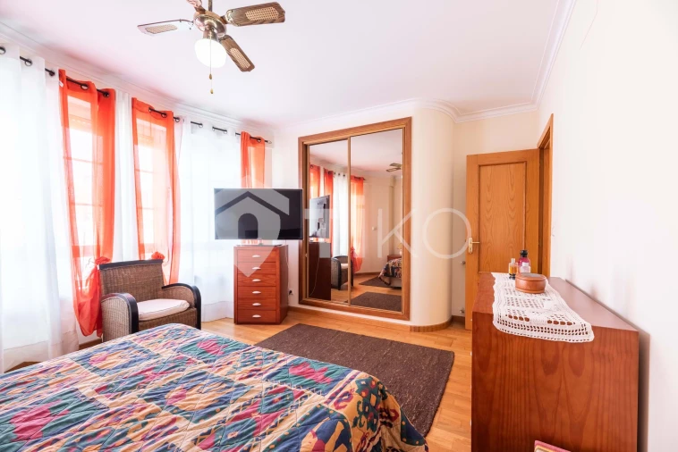 Moradia T4 para Venda em Charneca de Caparica e Sobreda Foto 28