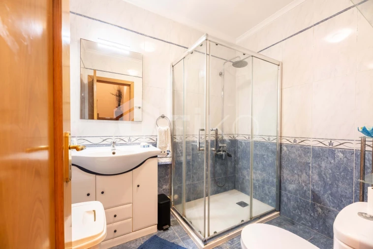 Moradia T4 para Venda em Charneca de Caparica e Sobreda Foto 40