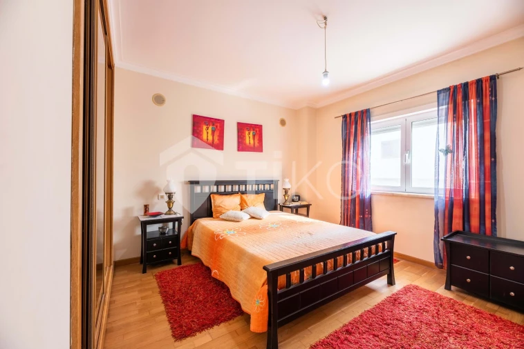 Moradia T4 para Venda em Charneca de Caparica e Sobreda Foto 30