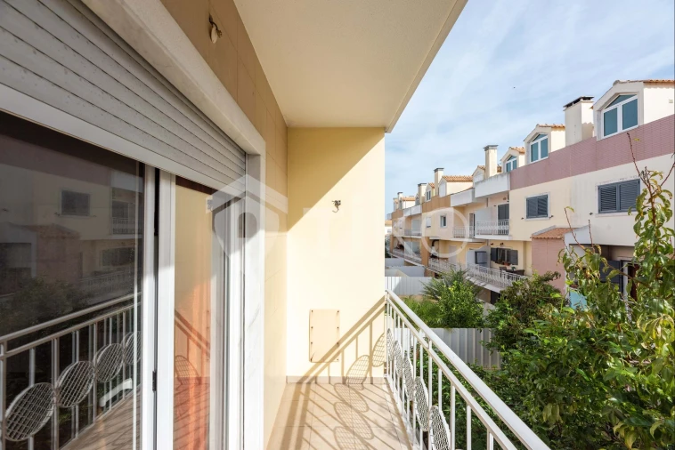 Moradia T4 para Venda em Charneca de Caparica e Sobreda Foto 52