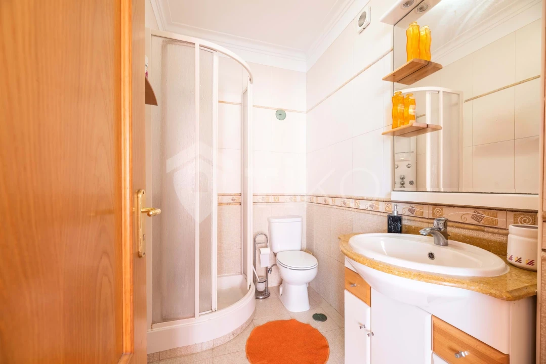 Moradia T4 para Venda em Charneca de Caparica e Sobreda Foto 39