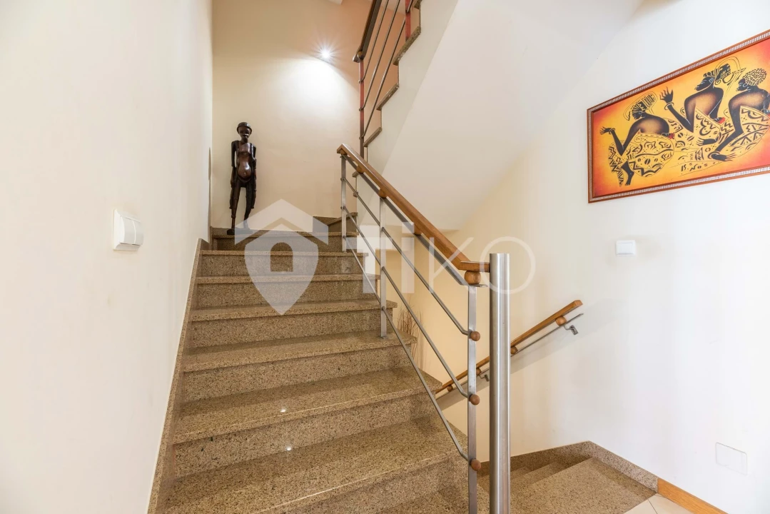 Moradia T4 para Venda em Charneca de Caparica e Sobreda Foto 42