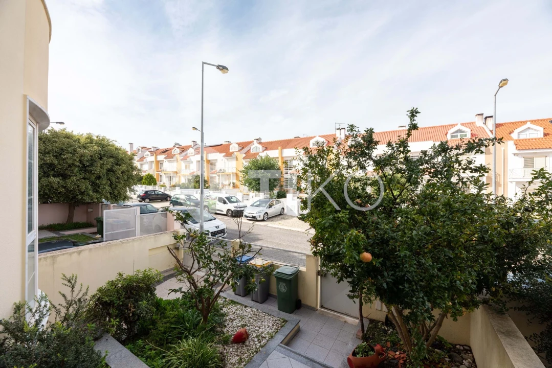 Moradia T4 para Venda em Charneca de Caparica e Sobreda Foto 56