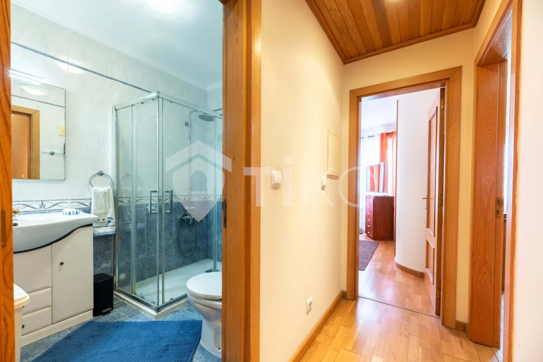 Moradia T4 para Venda em Charneca de Caparica e Sobreda Foto 41