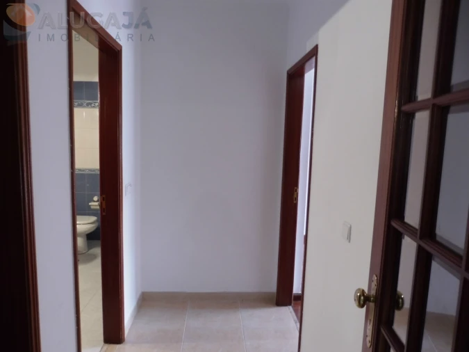 Apartamento T1 para Arrendamento em Cacém e São Marcos Foto 7