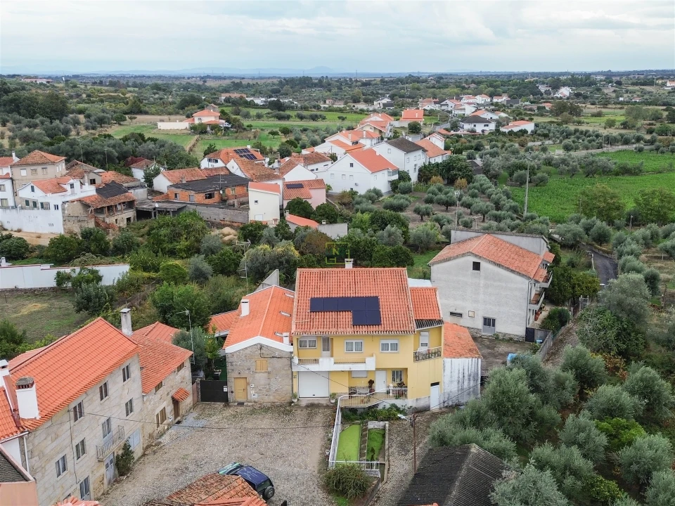 Moradia T3 para Venda em Soalheira Foto 11