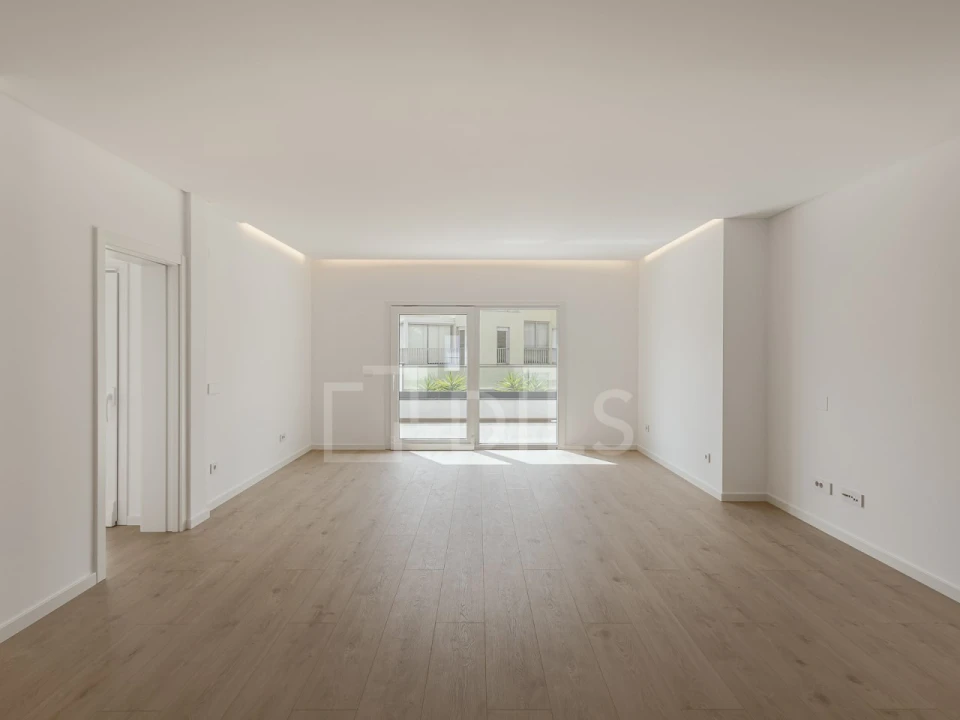 Apartamento T3 para Venda em Carcavelos e Parede Foto 7
