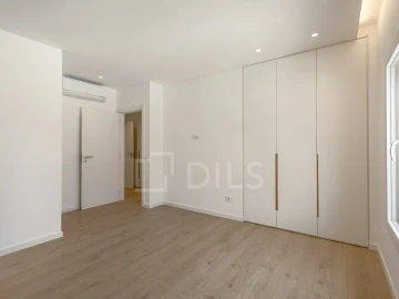 Apartamento T3 para Venda em Carcavelos e Parede