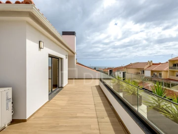 Apartamento T3 para Venda em Carcavelos e Parede