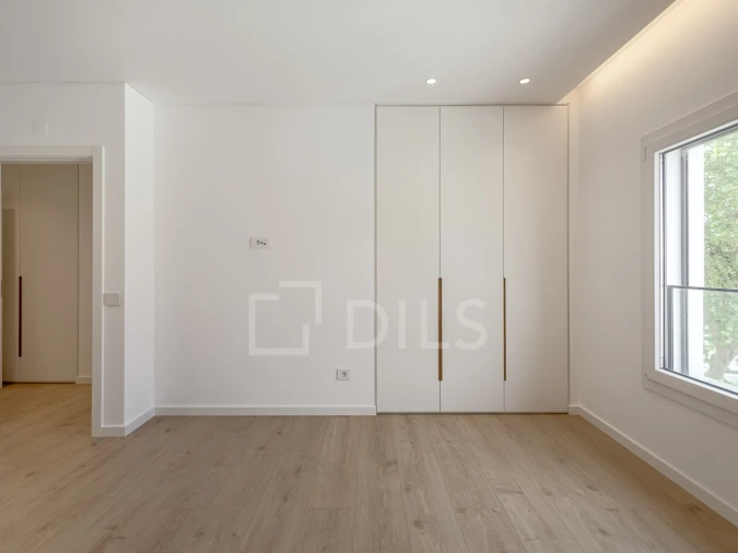 Apartamento T3 para Venda em Carcavelos e Parede Foto 17