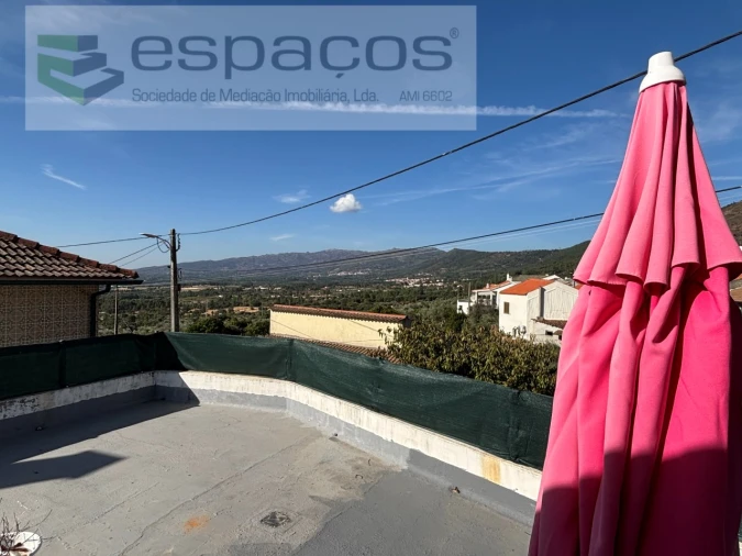 Moradia T3 para Venda em Vale de Prazeres e Mata da Rainha