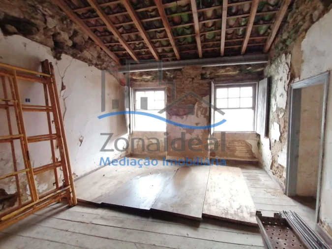 Moradia T2 para Venda em Aldeia Galega da Merceana e Aldeia Gavinha Foto 2