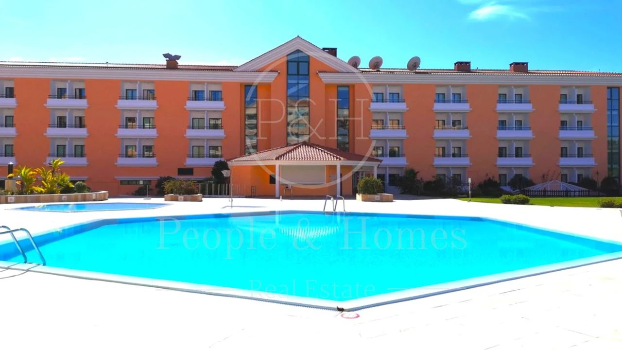 Apartamento T1 para Venda em Carcavelos e Parede Foto 2