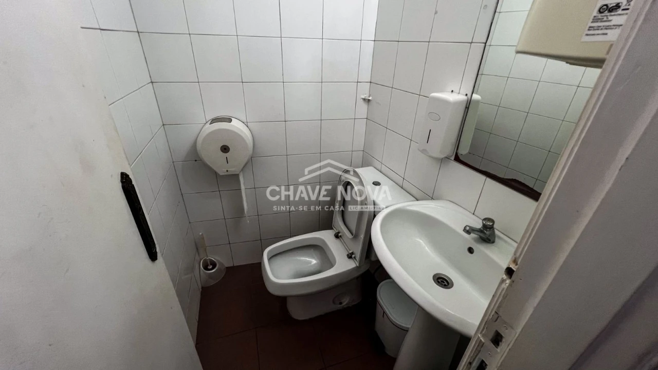 Loja para Trespasse em Paranhos Foto 7