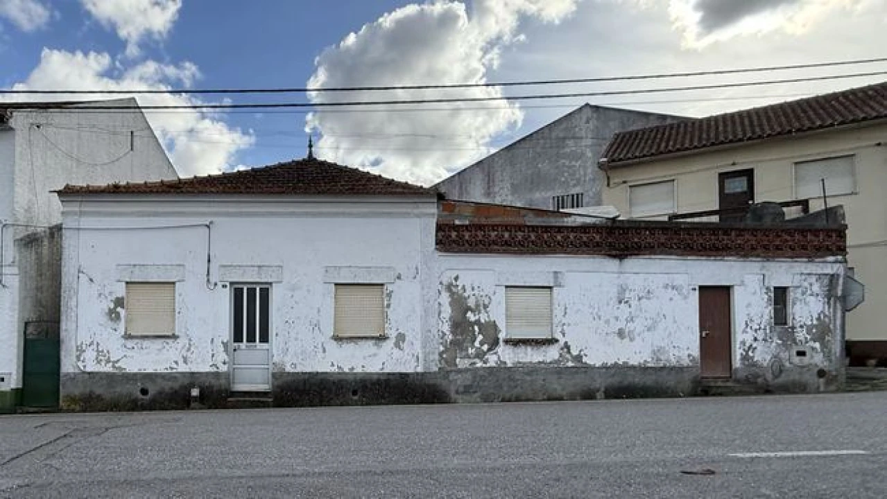 Moradia T2 para Venda em Alfarelos Foto 1