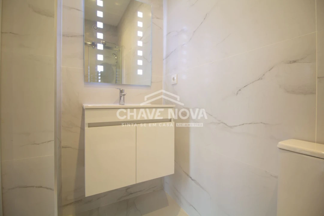 Apartamento T1 para Arrendamento em Matosinhos e Leça da Palmeira Foto 9
