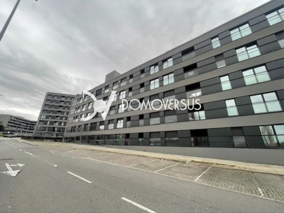 Apartamento T1 para Arrendamento em Paranhos Foto 1