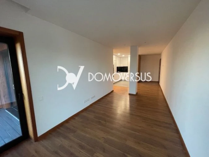 Apartamento T1 para Arrendamento em Paranhos Foto 4