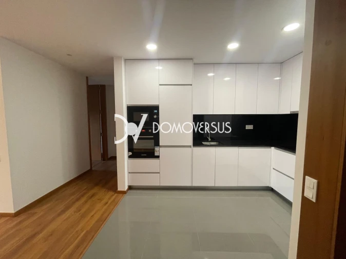 Apartamento T1 para Arrendamento em Paranhos