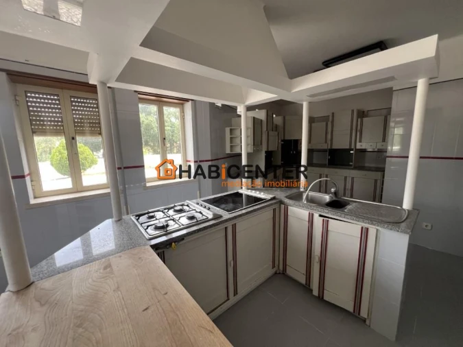 Moradia T6 para Venda em Maiorga Foto 14