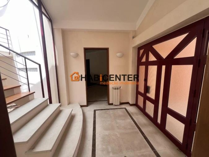 Moradia T6 para Venda em Maiorga Foto 11