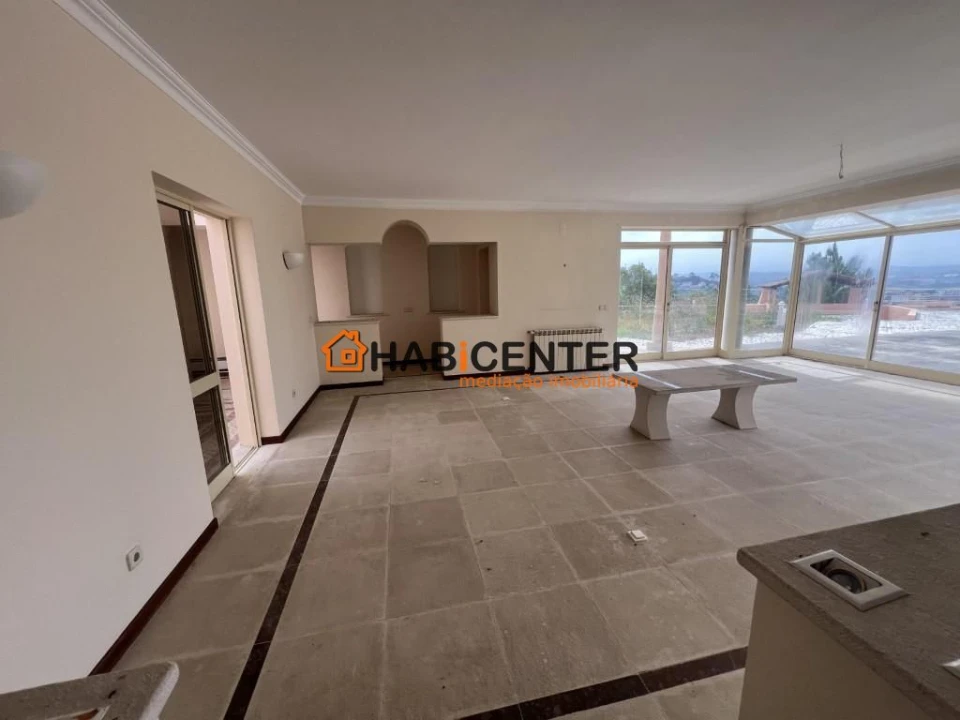 Moradia T6 para Venda em Maiorga Foto 20