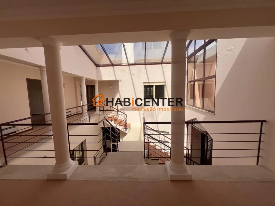 Moradia T6 para Venda em Maiorga Foto 23