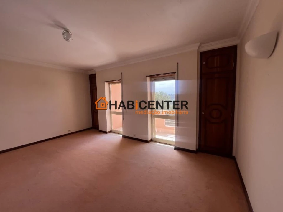 Moradia T6 para Venda em Maiorga Foto 37