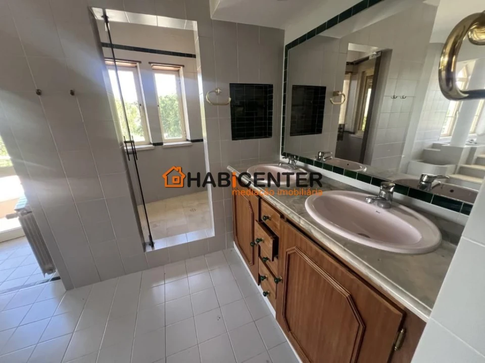 Moradia T6 para Venda em Maiorga Foto 27