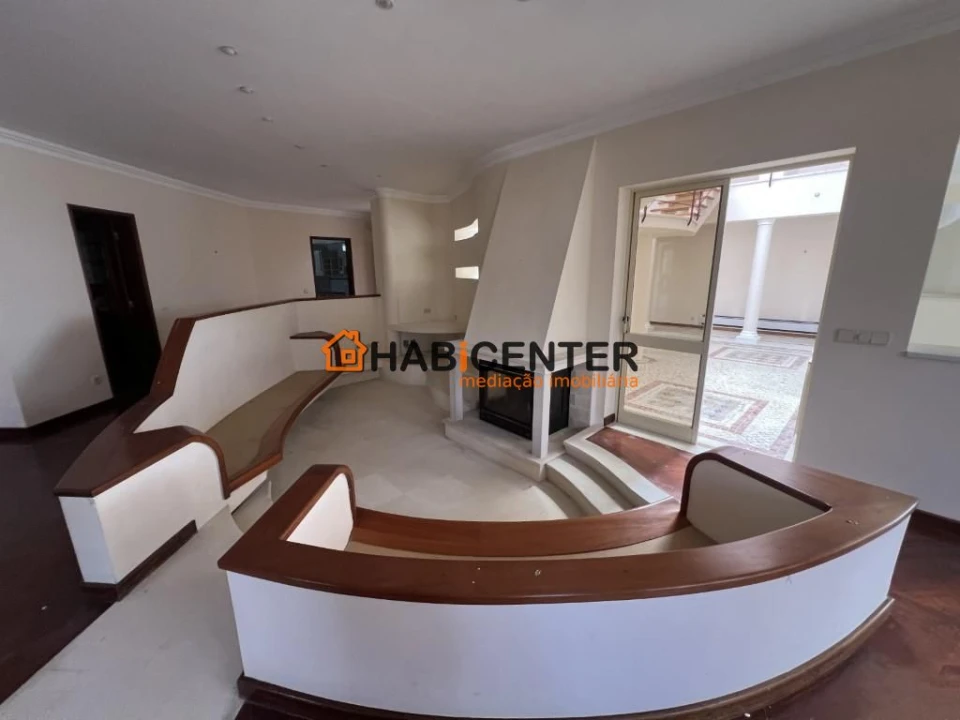 Moradia T6 para Venda em Maiorga Foto 16