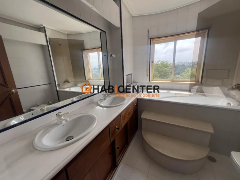 Moradia T6 para Venda em Maiorga Foto 43