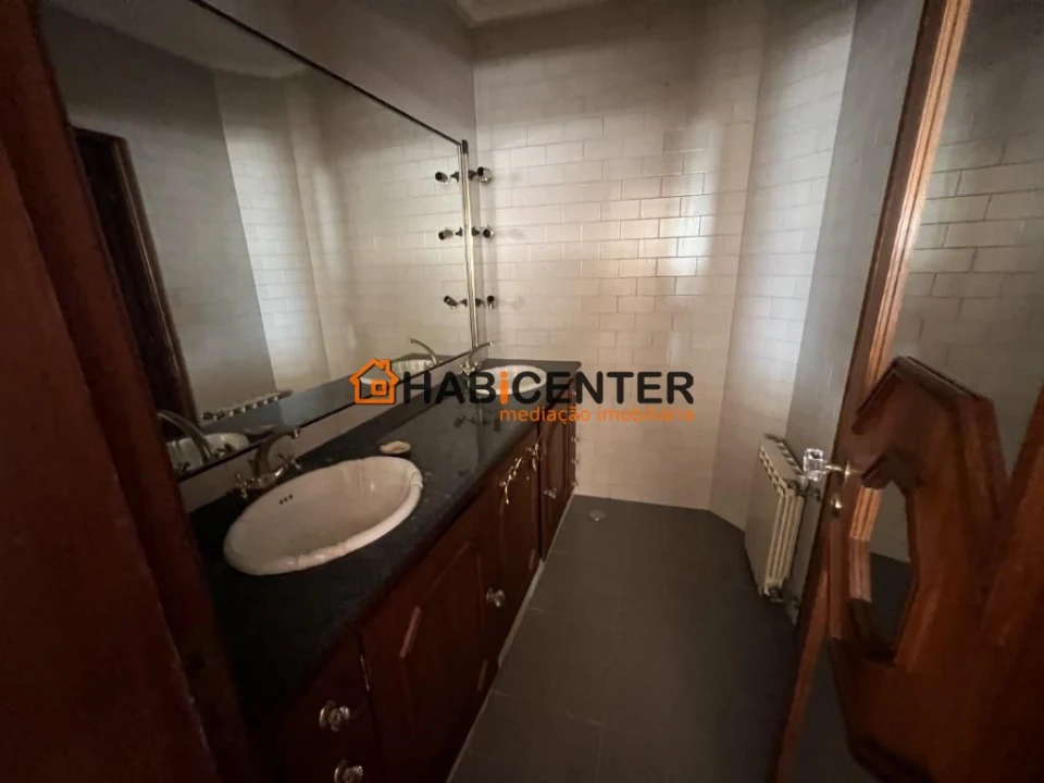 Moradia T6 para Venda em Maiorga Foto 22