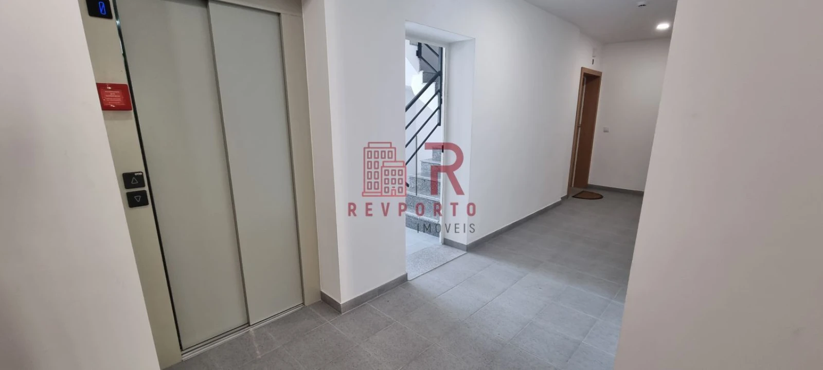 Apartamento T2 para Venda em Lamego (Almacave e Sé) Foto 24