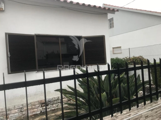 Moradia T5 para Venda em Quinta do Conde Foto 4