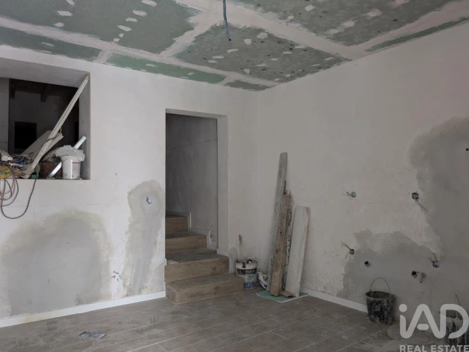 Moradia T3 para Venda em São Bento do Cortiço e Santo Estêvão Foto 3