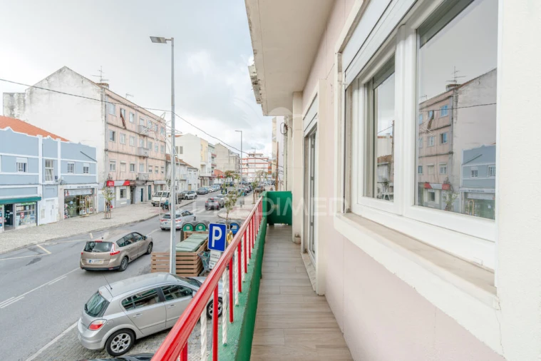 Apartamento T2 para Venda em Baixa da Banheira e Vale da Amoreira Foto 13