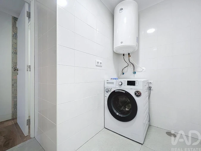 Moradia T3 para Arrendamento em Encarnação Foto 6